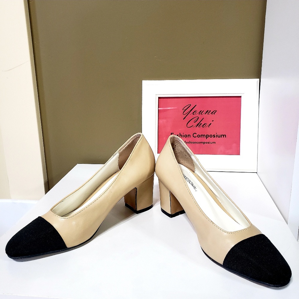 Chanel design low closed toe chunky heel  pumps